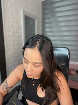 Little Amber6 online show from 03.04.25