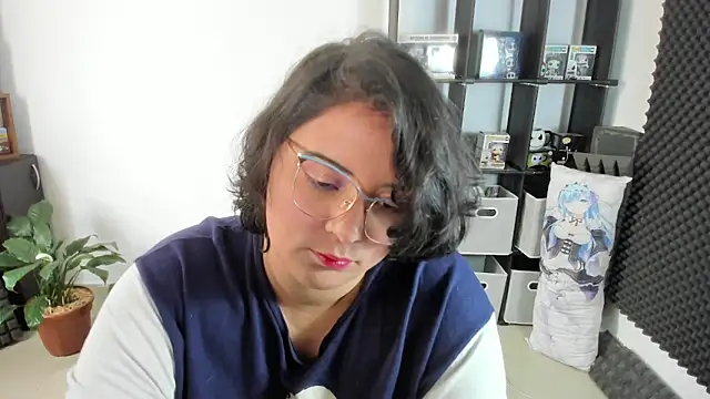 aika-dreams online show from 01.05.25