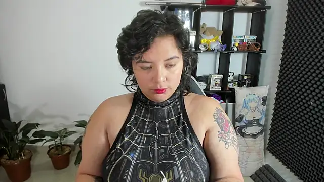 aika-dreams online show from 02.22.25