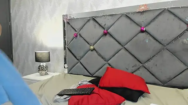 Snapshot of Mayssa_Cute chatting on 12.14.24 Mayssa Cute online show from 12.14.24