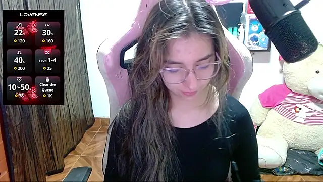 Maggie Fox3 online show from 03.03.25