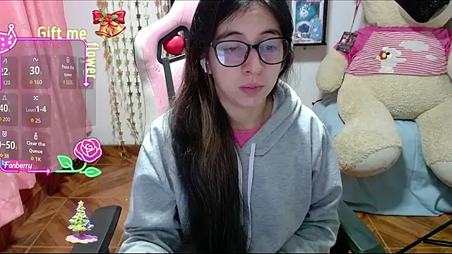 Maggie Fox3 online show from 11.17.25