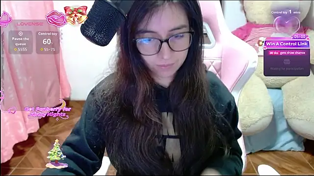 Snapshot of Maggie_Fox3 chatting on 02.03.26 Maggie Fox3 online show from 02.03.26