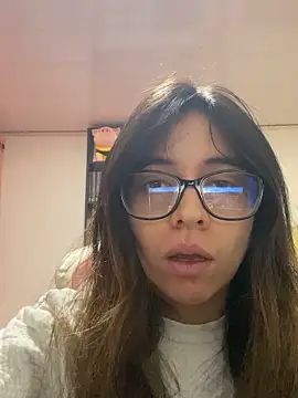 Snapshot of Maggie_Fox3 chatting on 02.06.26 Maggie Fox3 online show from 02.06.26