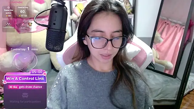 Snapshot of Maggie_Fox3 chatting on 02.25.26 Maggie Fox3 online show from 02.25.26