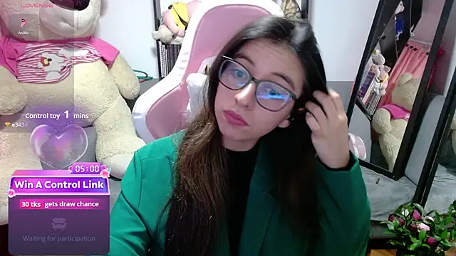 Maggie Fox3 online show from 03.05.26