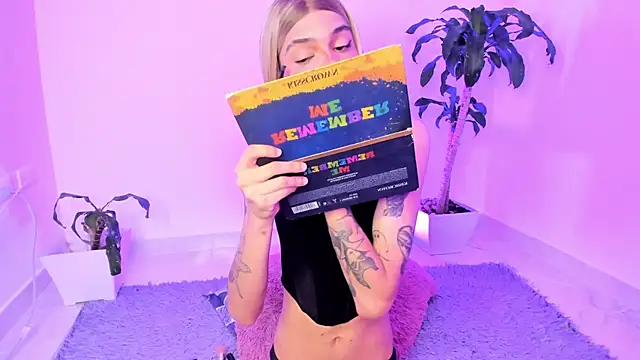 Snapshot of Varya_Ferreira chatting on 04.07.26 Varya Ferreira online show from 04.07.26