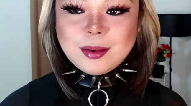 Snapshot of Mistress_DOMnicaaxx chatting on 03.08.25 Mistress DOMnicaaxx online show from 03.08.25