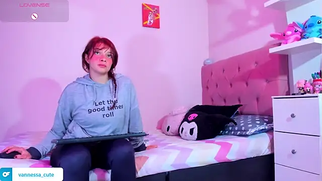 Snapshot of Vannessa__Shy chatting on 02.05.26 Vannessa Shy online show from 02.05.26