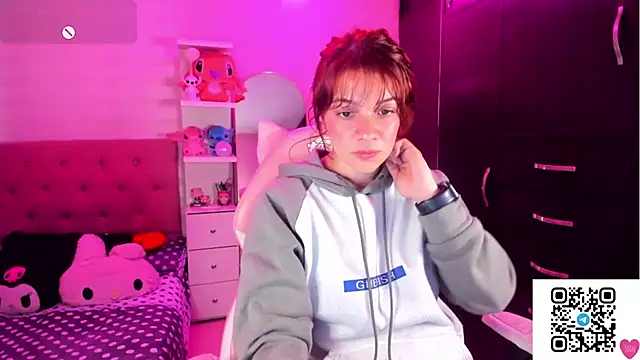 Snapshot of Vannessa__Shy chatting on 02.23.26 Vannessa Shy online show from 02.23.26