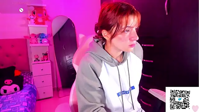 Vannessa  Shy online show from 03.04.26