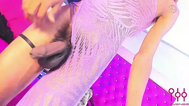 Snapshot of devorahorney chatting on 03.05.25 devorahorney online show from 03.05.25