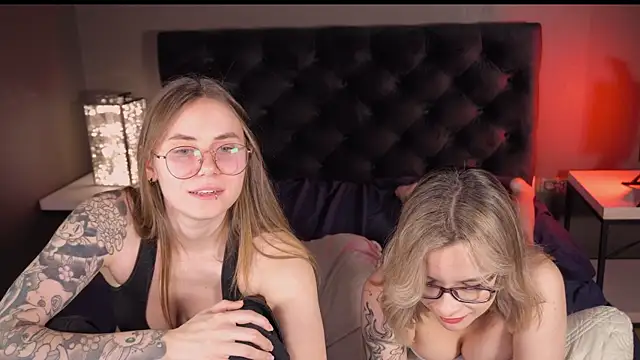 Snapshot of _AnnaStark_ chatting on 01.31.25 AnnaStark online show from 01.31.25