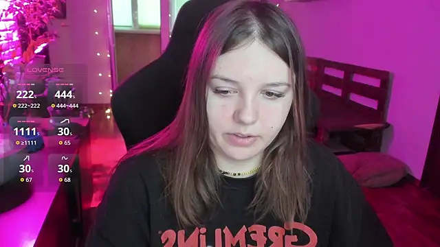 Snapshot of XNirvanaX chatting on 02.25.26 XNirvanaX online show from 02.25.26