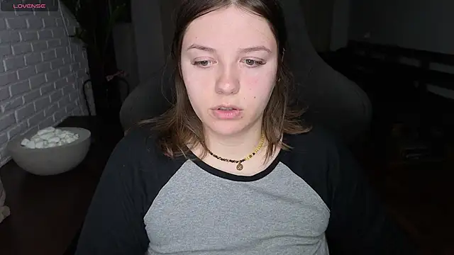 Snapshot of XNirvanaX chatting on 07.17.26 XNirvanaX online show from 07.17.26