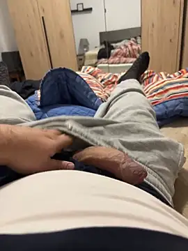 alex21017 online show from 01.26.25