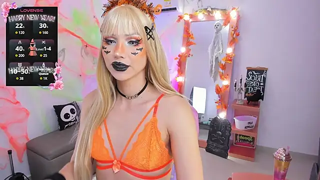 alessandrathedoll online show from 10.31.25