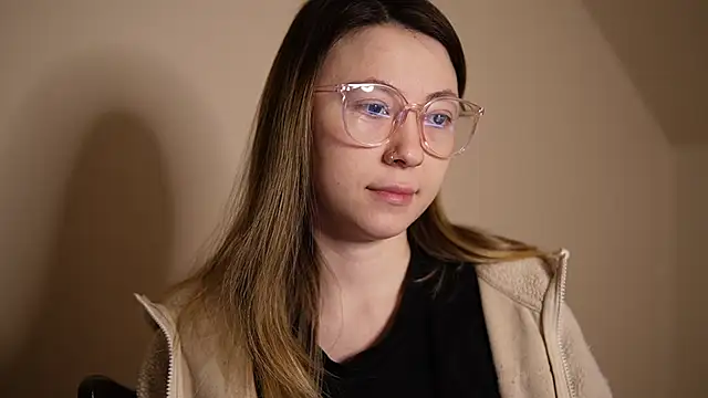 chibi moon  online show from 12.12.24