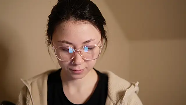 chibi moon  online show from 12.13.24