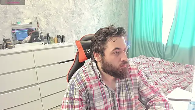 Morlaios online show from 03.28.26