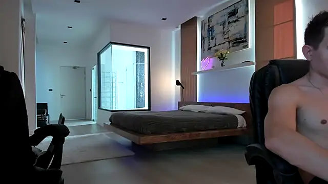 TommyTiffany online show from 01.02.25