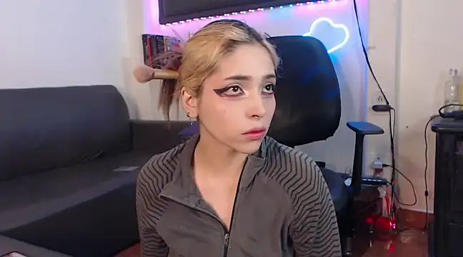 MaryJannes online show from 03.14.25