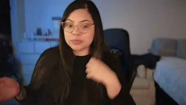 Snapshot of drizzypeach602 chatting on 12.18.24 drizzypeach602 online show from 12.18.24