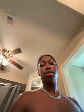 Snapshot of chinkyAfrodite chatting on 06.07.26 chinkyAfrodite online show from 06.07.26