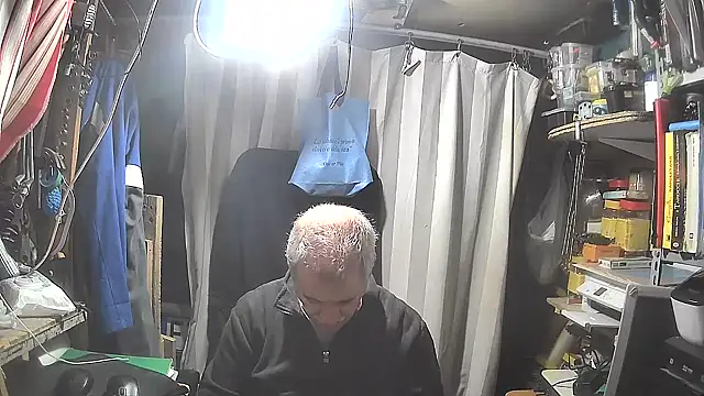 nonnomaturobisex online show from 02.18.25