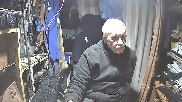 nonnomaturobisex online show from 02.28.25