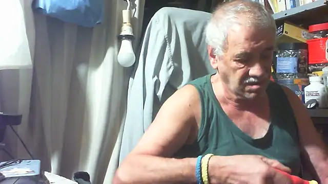 nonnomaturobisex online show from 09.24.25