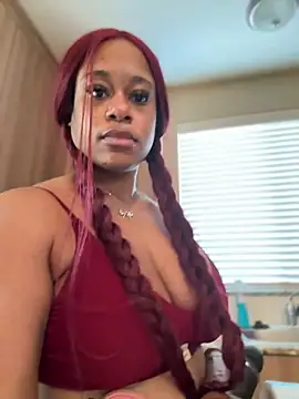 Snapshot of Tikalalin chatting on 02.04.26 Tikalalin online show from 02.04.26