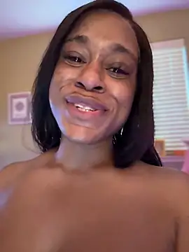 Snapshot of Tikalalin chatting on 02.24.26 Tikalalin online show from 02.24.26