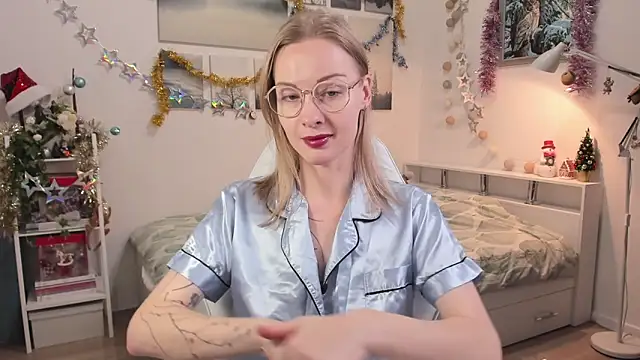 MissRightX online show from 12.21.25