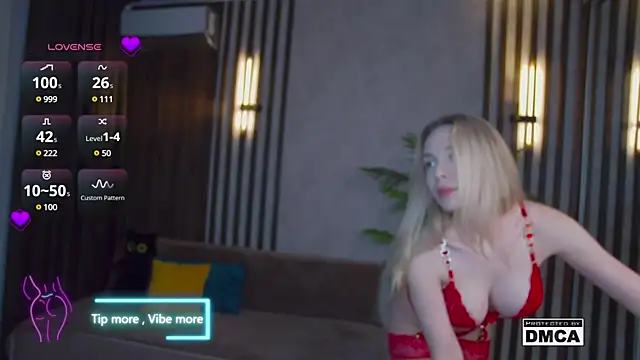 Holl1Would online show from 02.13.25