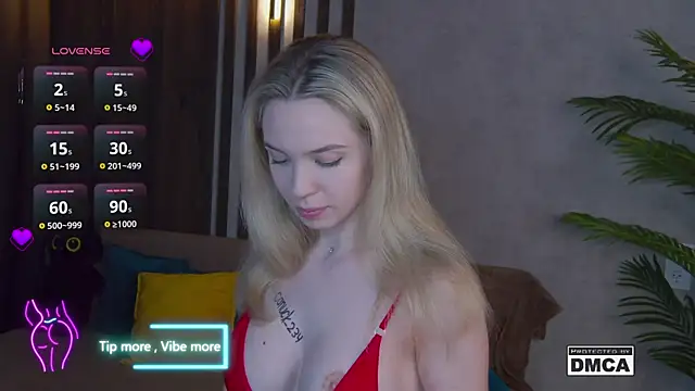 Holl1Would online show from 03.21.25