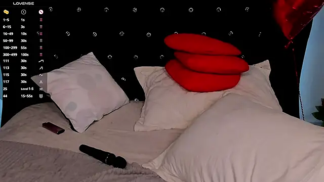 LianaFord online show from 02.18.25