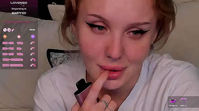 LianaFord online show from 02.23.25