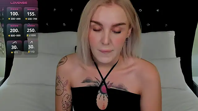 LianaFord online show from 10.15.25