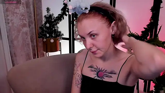 LianaFord online show from 12.13.25