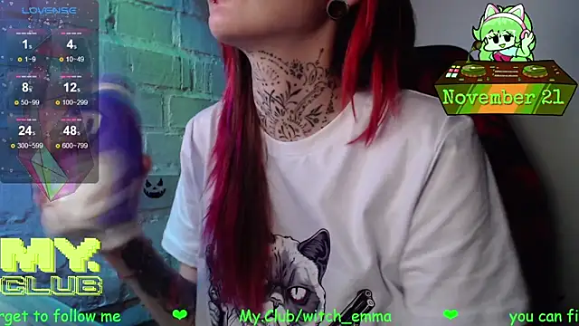 Witch Emma online show from 11.21.25