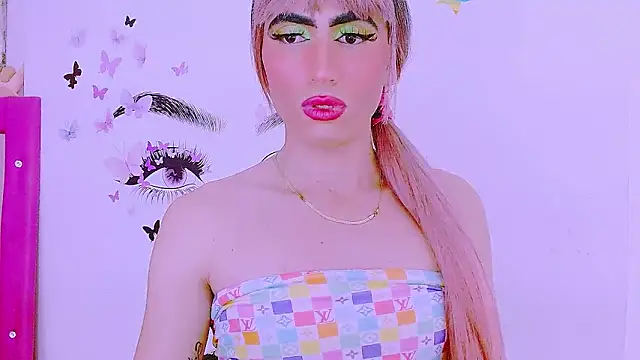 Snapshot of priscilahotker chatting on 02.14.25 priscilahotker online show from 02.14.25
