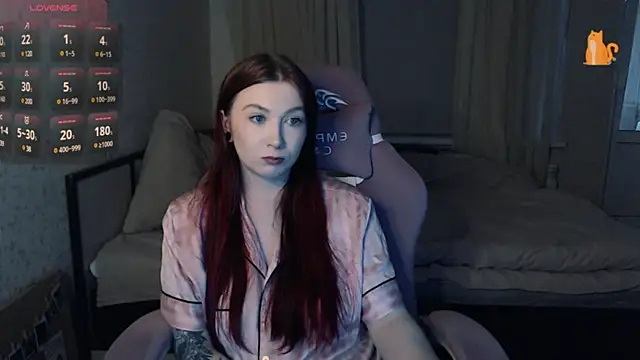 Snapshot of Cute_lina chatting on 03.10.25 Cute lina online show from 03.10.25