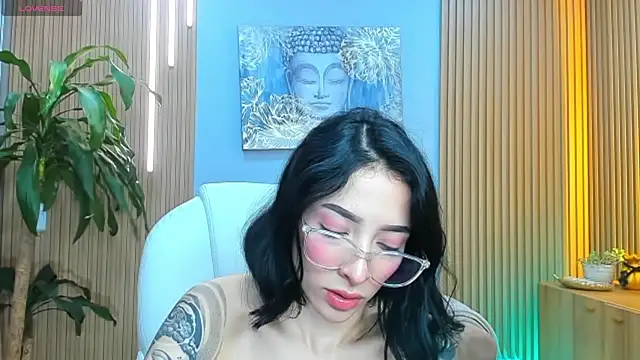 Snapshot of barbie_scoth_ chatting on 05.09.26 barbie scoth online show from 05.09.26