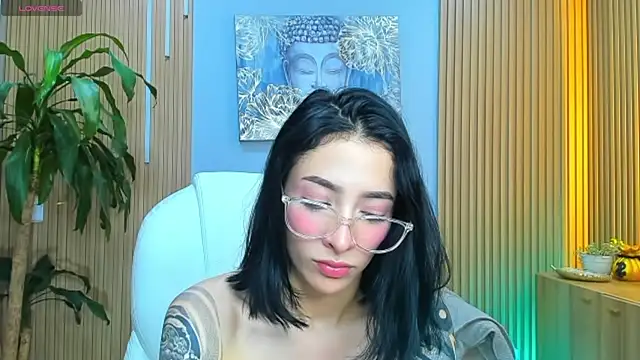 Snapshot of barbie_scoth_ chatting on 05.14.26 barbie scoth online show from 05.14.26