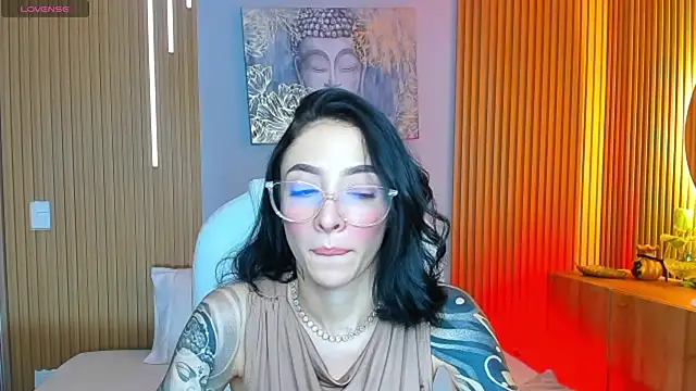 Snapshot of barbie_scoth_ chatting on 06.12.26 barbie scoth online show from 06.12.26