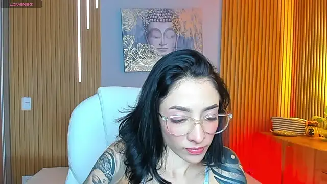 Snapshot of barbie_scoth_ chatting on 06.20.26 barbie scoth online show from 06.20.26