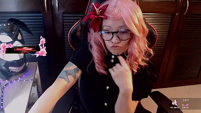 Snapshot of pink-2022 chatting on 04.29.26 pink-2022 online show from 04.29.26