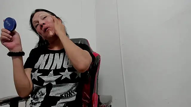 Cleopatra Trans online show from 01.17.25