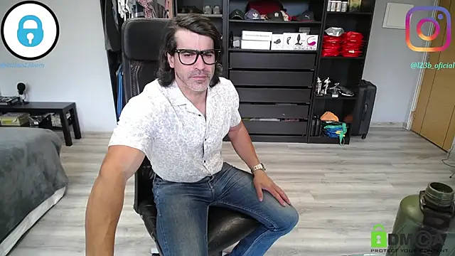 samricci21 online show from 04.12.26